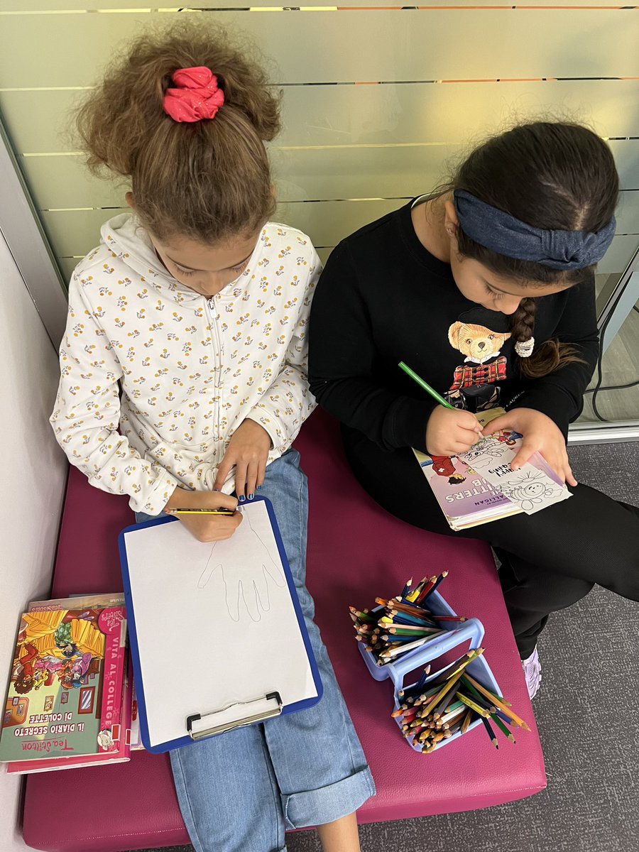 Angela Roberts tweet media