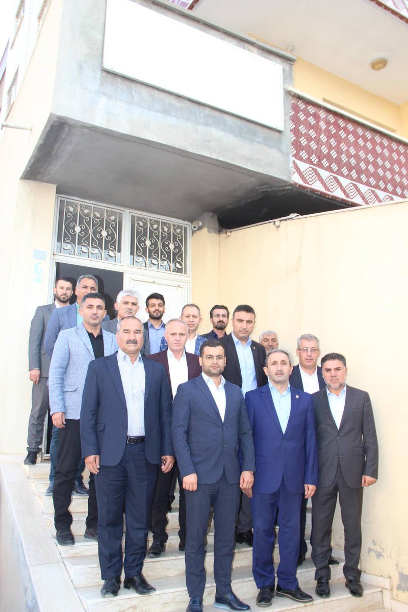 HudaParidil's tweet photo. Milletvekilimiz Sn. Şehzade Demir, İl Başkanımız Emcet Yalçın, İlçe Başkanımız Mehmet Selim Narçin ve ilçe teşkilatımız ile birlikte İdil kent konseyi üyeleriyle buluştular. Buluşmada ilçenin sorunları hakkında konuşuldu.

#HÜDAPAR
#İdil https://t.co/Cy5d042Og7