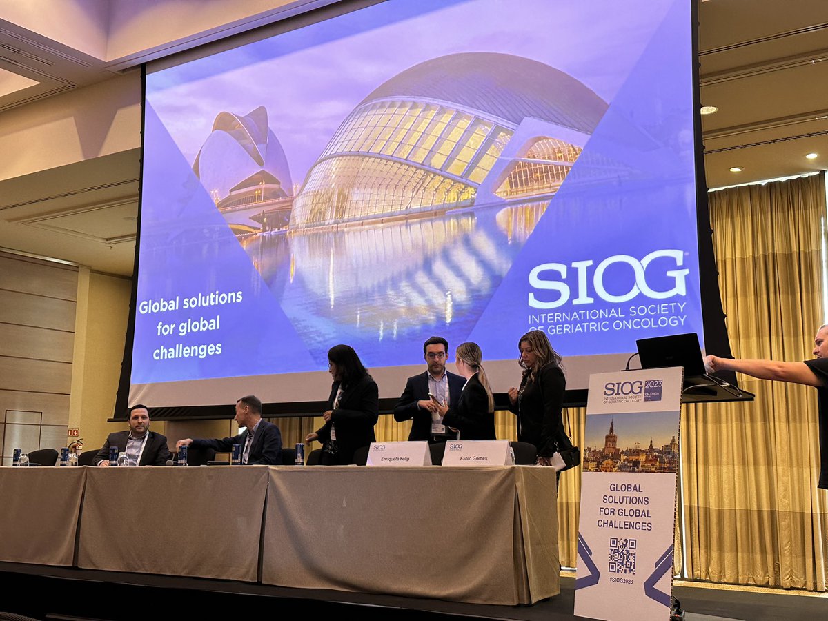Brigham and Women's Thoracic Surgery (@brighamthoracic) on Twitter photo Fantastic weekend at #SIOG2023 in Valencia! Our team rocked it with <a href="/anupama_singh1/">Anupama Singh, MD</a> poster on Gait speed & postop outcomes after sublobar 🫁 resections, Dr. Pommerening's podium talk on new technology in cancer staging, and connecting over paella 🥘 at a team dinner! Fantastic weekend at #SIOG2023 in Valencia! Our team rocked it with <a href="/anupama_singh1/">Anupama Singh, MD</a> poster on Gait speed & postop outcomes after sublobar 🫁 resections, Dr. Pommerening's podium talk on new technology in cancer staging, and connecting over paella 🥘 at a team dinner!