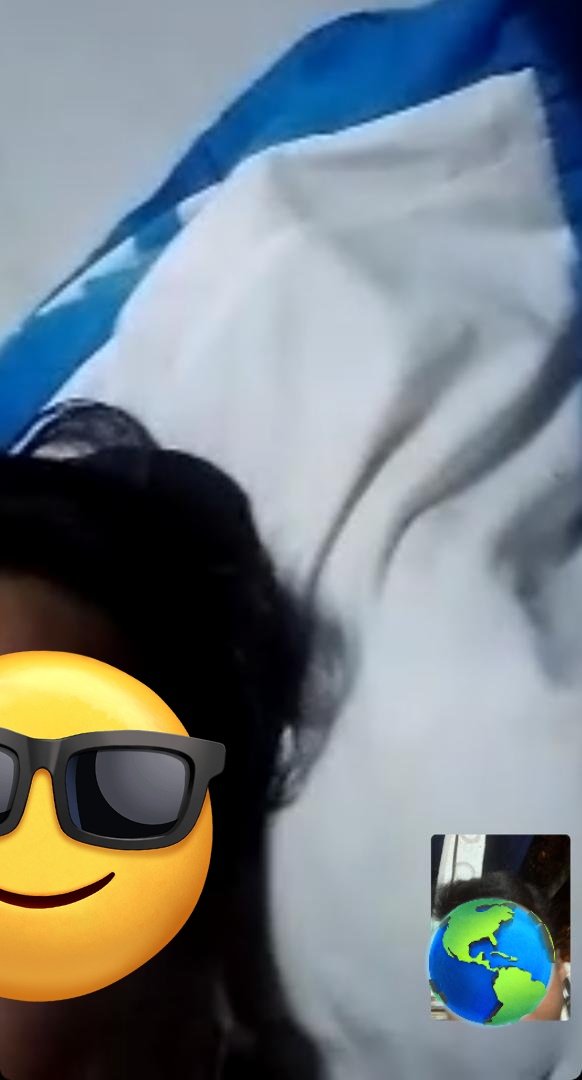 adha_aidi's tweet photo. Si Gila nih ss vc td..boleh kate aku penyokong biru putih..

Jilake.😤 https://t.co/DzjUxZq1ZC