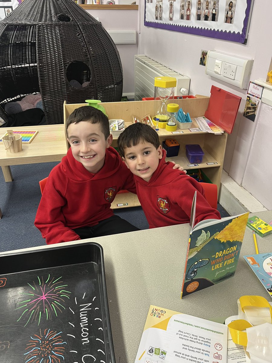 MidCalder_PS's tweet image. P6/7 loved giving P2 their book bags to celebrate #BookWeekScotland! They enjoyed reading the stories and playing the games. @scottishbktrust @wl_literacy #MCPSP67 #MCPSP2