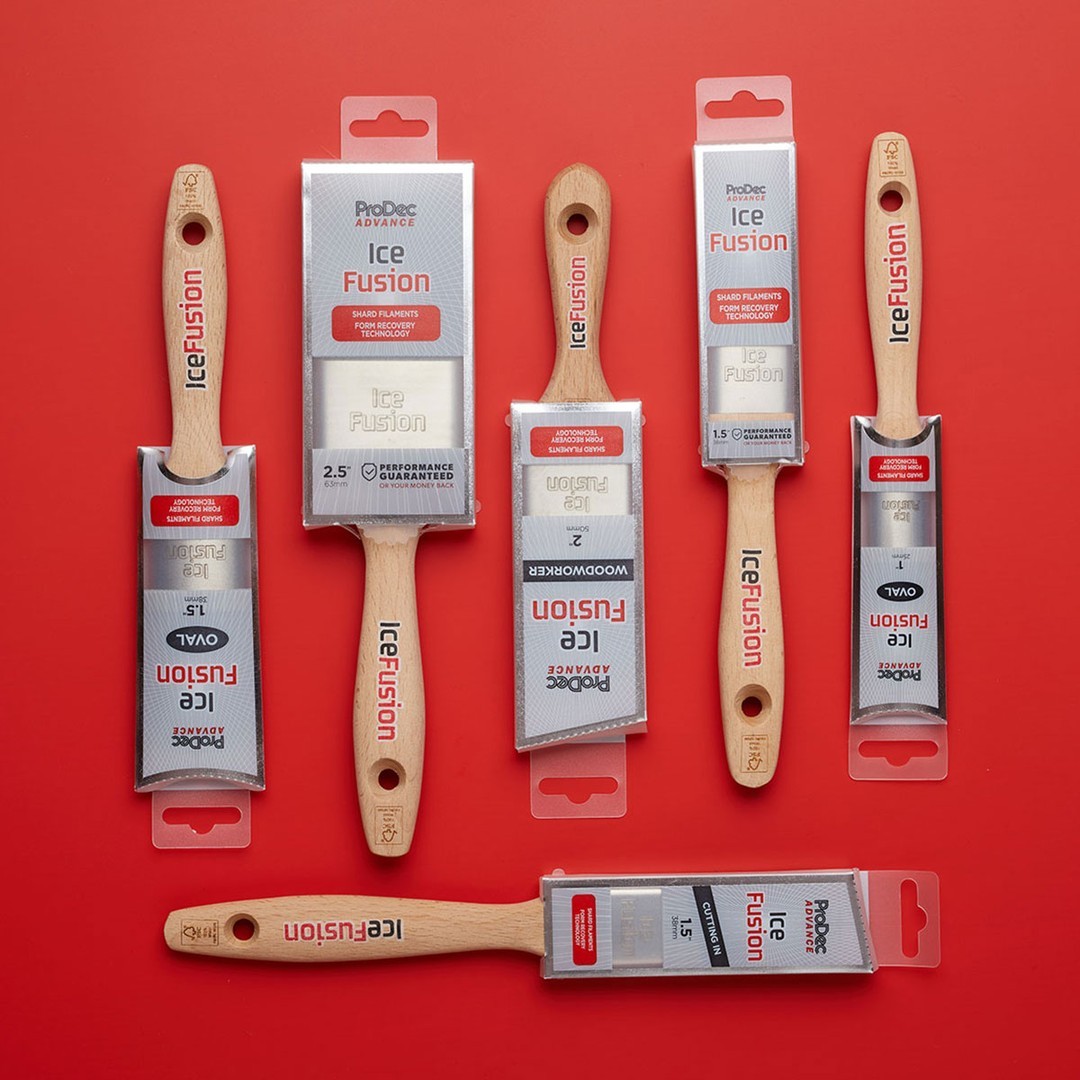 ProDecProducts's tweet image. The Ice Fusion brush family. 😍

#prodec #painteranddecorator #icefusion #painter #decorator