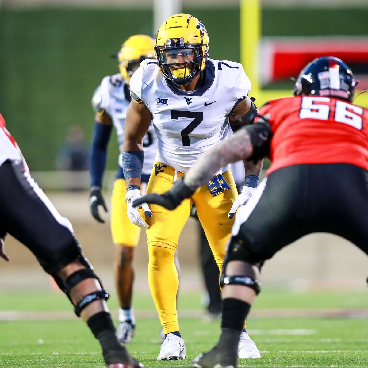 Blessed to receive an offer from West Virginia University!! <a href="/ChenelleJones/">Chenelle Jones</a> <a href="/CoachKoonz/">Jeff Koonz</a>