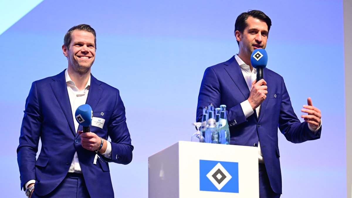 abendblatt_hsv's tweet image. #HSV macht 7,8 Millionen Gewinn! Die spannenden Details der #Bilanz, auch Vuskovic kommt darin vor. Was nun die Zukunft bringt. #Zahlen #Stadion #Kühne
abendblatt.de/sport/fussball…