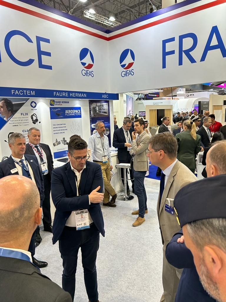AeroLogGroup's tweet photo. had the honor of conversing with Niemtchinow Nicolas, the French Ambassador in UAE 🇫🇷🤝.

Visit our member at booth 660 under the GIFAS pavilion! #AerospaceLogistics https://t.co/OnDhxz0U33