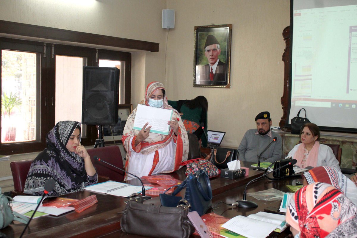 JIHA_Official's tweet photo. The Health Department of KPK, with UNICEF's help, started a 7-day Pregnancy, Childbirth, Postnatal, and Newborn Care Course at Women Medical College, Abbottabad. It began on Nov 13, 2023, and ends on Nov 19, 2023. Thanks to all involved for this collaborative training effort. https://t.co/NmpDiq8kiq