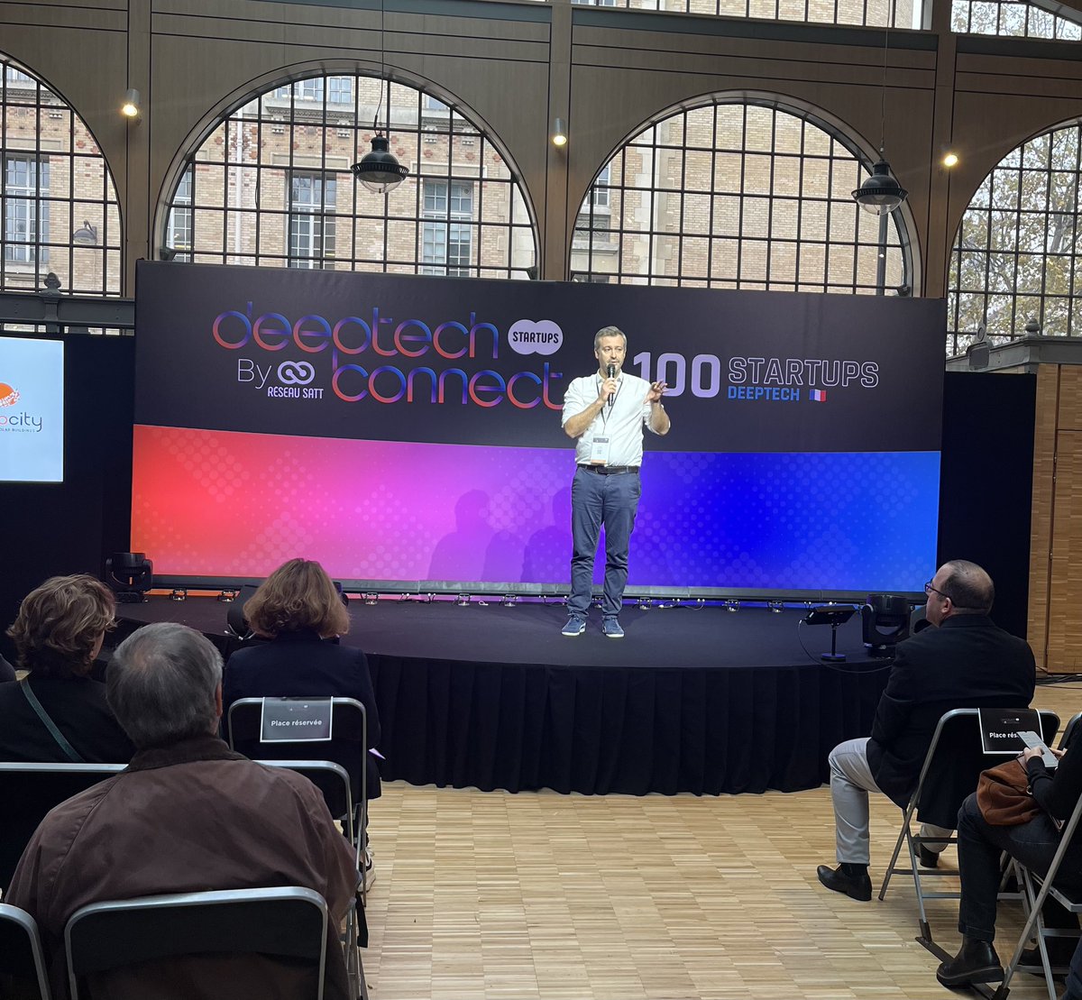 ReseauSATT's tweet photo. 🔸PITCHS🎤#DeeeptechConnect🔸
On termine la matinée avec 10 #startups 🚀pitchant sur le thème de la transition écologique🍃 : @HeliocityI #AltransEnergies #BiomimGel #Catsalyze #GammaTech #GLyte #Kitosphere #Mirega #Moiz #Muodim
À suivre➡️ la session Innovation & société 💡 https://t.co/RHoh0rjmXZ