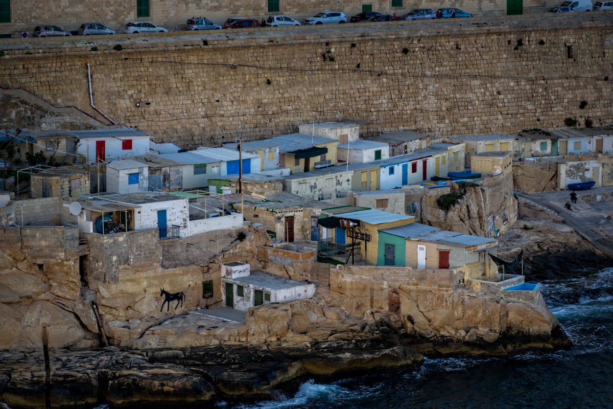 Fishermen's huts at Grand Harbour Valletta

#fishermenshuts #huts #grandharbour #grandharbourvalletta #grandharbourmalta #valletta #travel #travelphotography