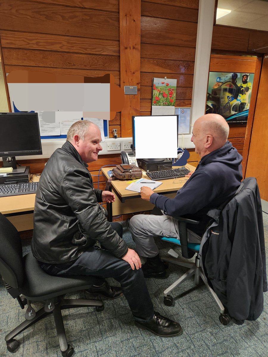 SouthCovWMP's tweet photo. We have great working relationships with our Neighbourhood Watch across Coventry. This morning we've met with our Neighbourhood Watch and discussed recent incidents of note and how the community and police can work together. #OpSpeedy https://t.co/XlXQ9duWSC