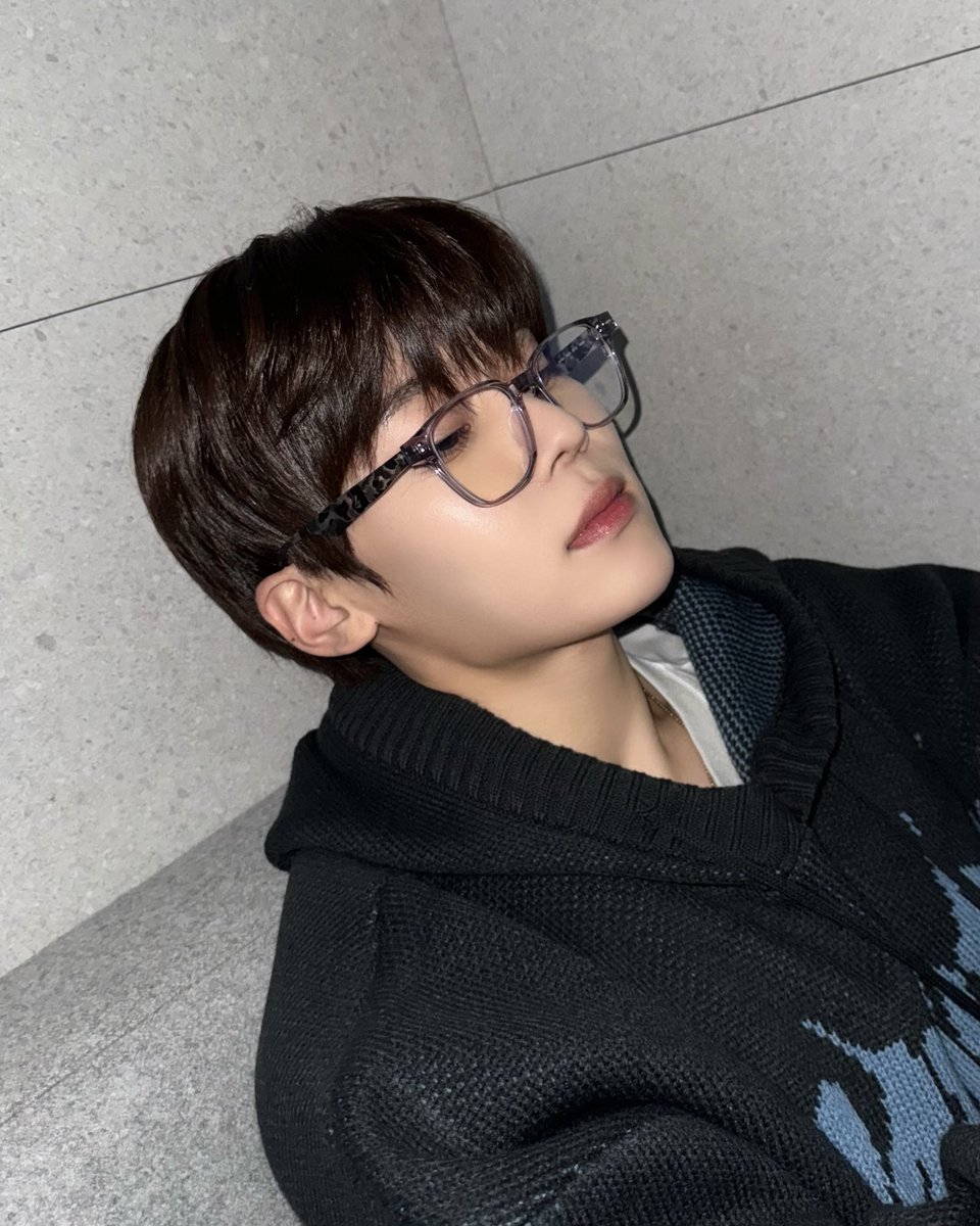 Boost ma mood with just 3 flashes #시온 #SION #シオン #NCTNEWTEAM