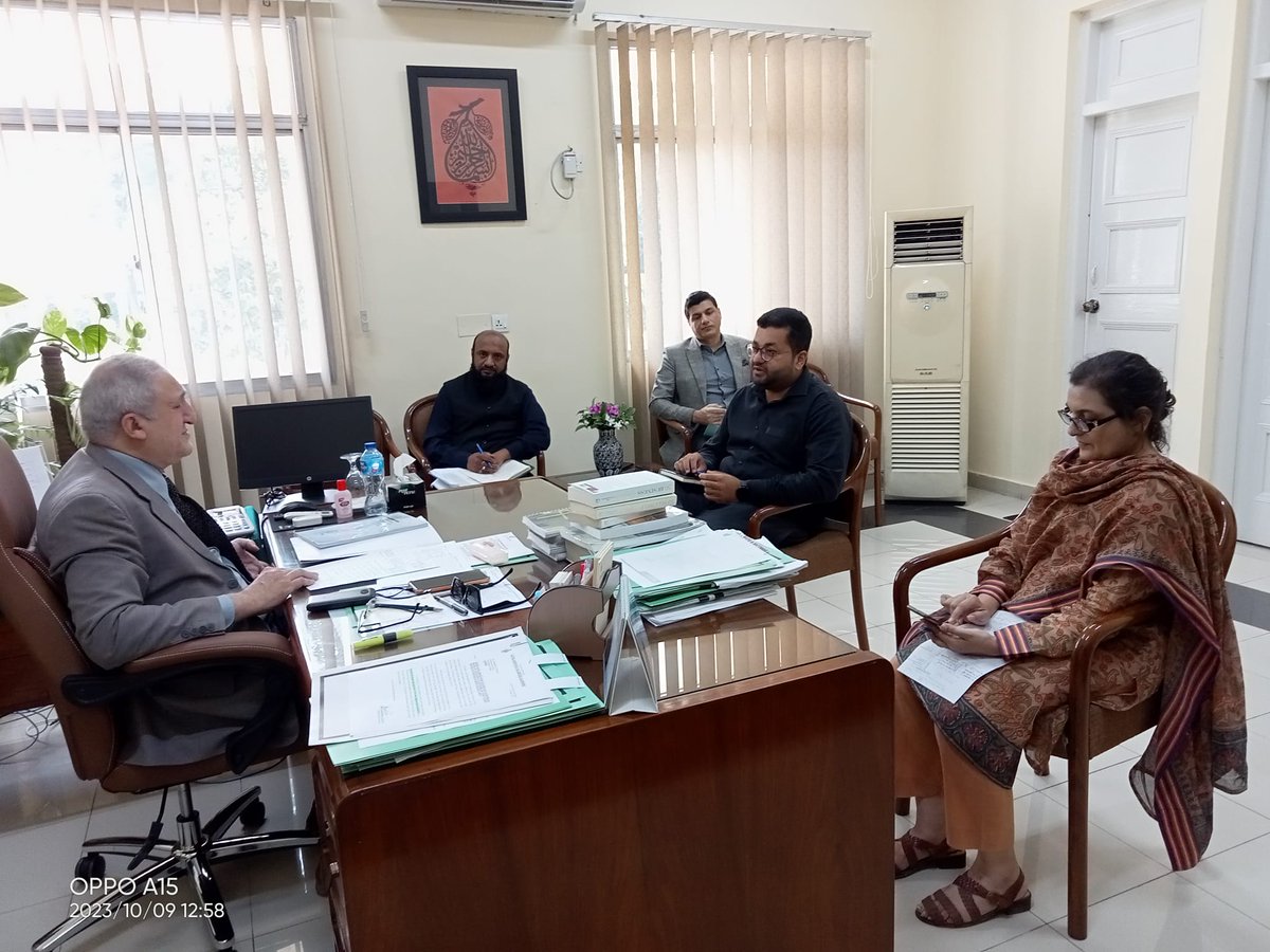 Meeting DG Cival Services Academy Farhan Ali Khawaja Sb at Pakistan Cival Services Academy Walton regarding AWT projects &amp; discuss different upcoming Initiative by CSS Academy.
#AllahWalayTrust #CivalServices #CSSOfficer