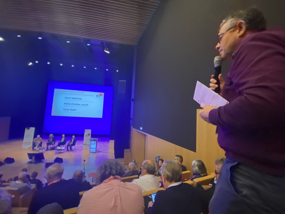 Prise de parole d’un de nos membres, <a href="/ThierryAudeon/">Thierry Audéon</a> sur la spécificité du fonctionnement de  <a href="/c2dnantes/">Conseil de développement de Nantes Métropole</a> la gouvernance horizontale, sans présidence et de prise de représentation tournante des membres.Comment la <a href="/CoordNatCD/">CNCD</a> s’adapte-t- elle à ces nouveaux c.d?