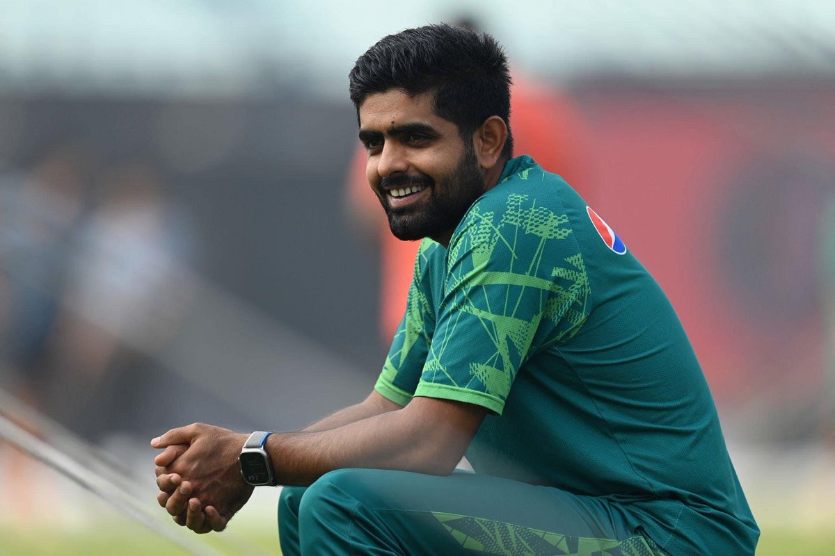 iMShami_'s tweet image. Always  #BehindYouBabarAzam