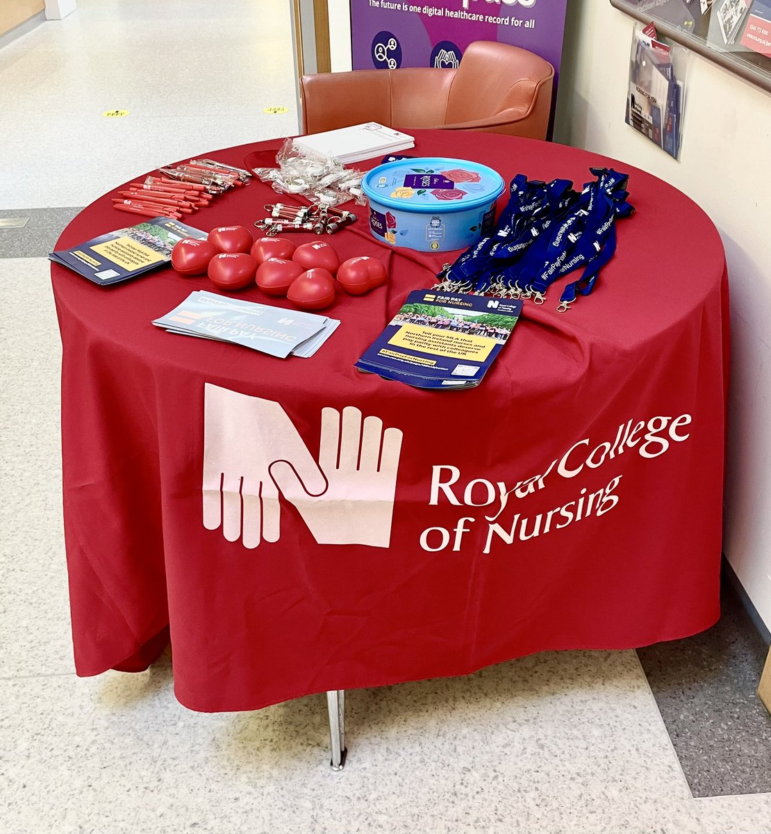 In Lagan Valley Hospital today to speak to RCN members about #FairPayForNursing. We are outside the canteen, please come along and speak to us about sending a letter to your MLA asking for pay parity.