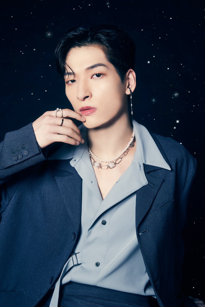 金城碧海 色気(´Д｀)ﾊｧ… ピアス欲しいなぁ…😆 #金城碧海 #JO1 @official_jo1