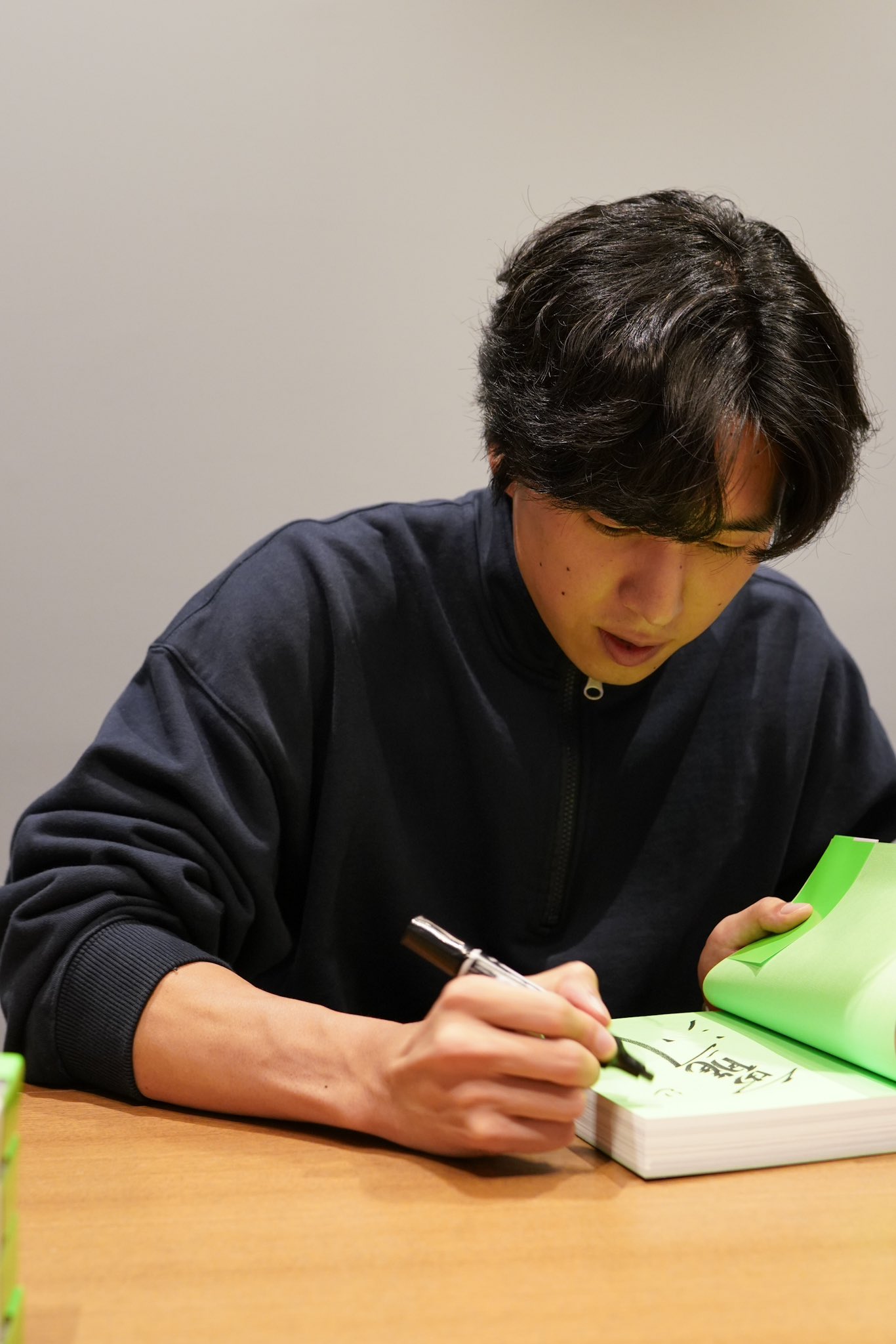 梅田 蔦屋書店 على X: 