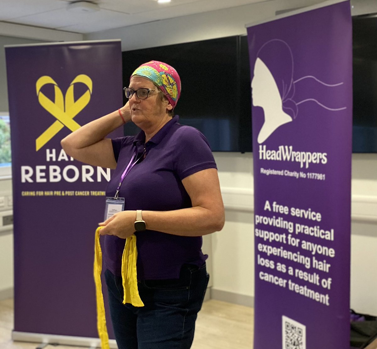Thank you @HairRebornUK & @HeadWrappers teams for another amazing workshop supporting @StGeorgesTrust #cancer patients with advice on haircare & head wrapping skills when having/had #chemotherapy #personalisedcare #healthandwellbeing #PatientExperience Next event on 29th Jan