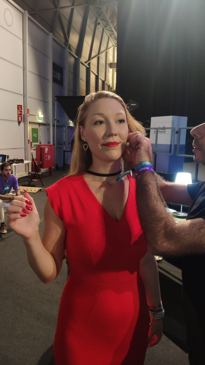 Kristina Cambefort tweet media