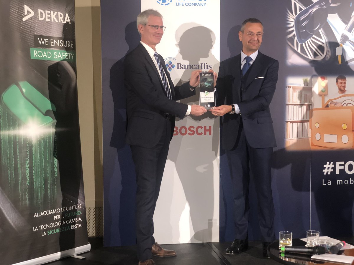 #FORUMAutoMotive si chiude con la consegna del Premio “DEKRA Road Safety Award” a Camillo Mazza per Bosch