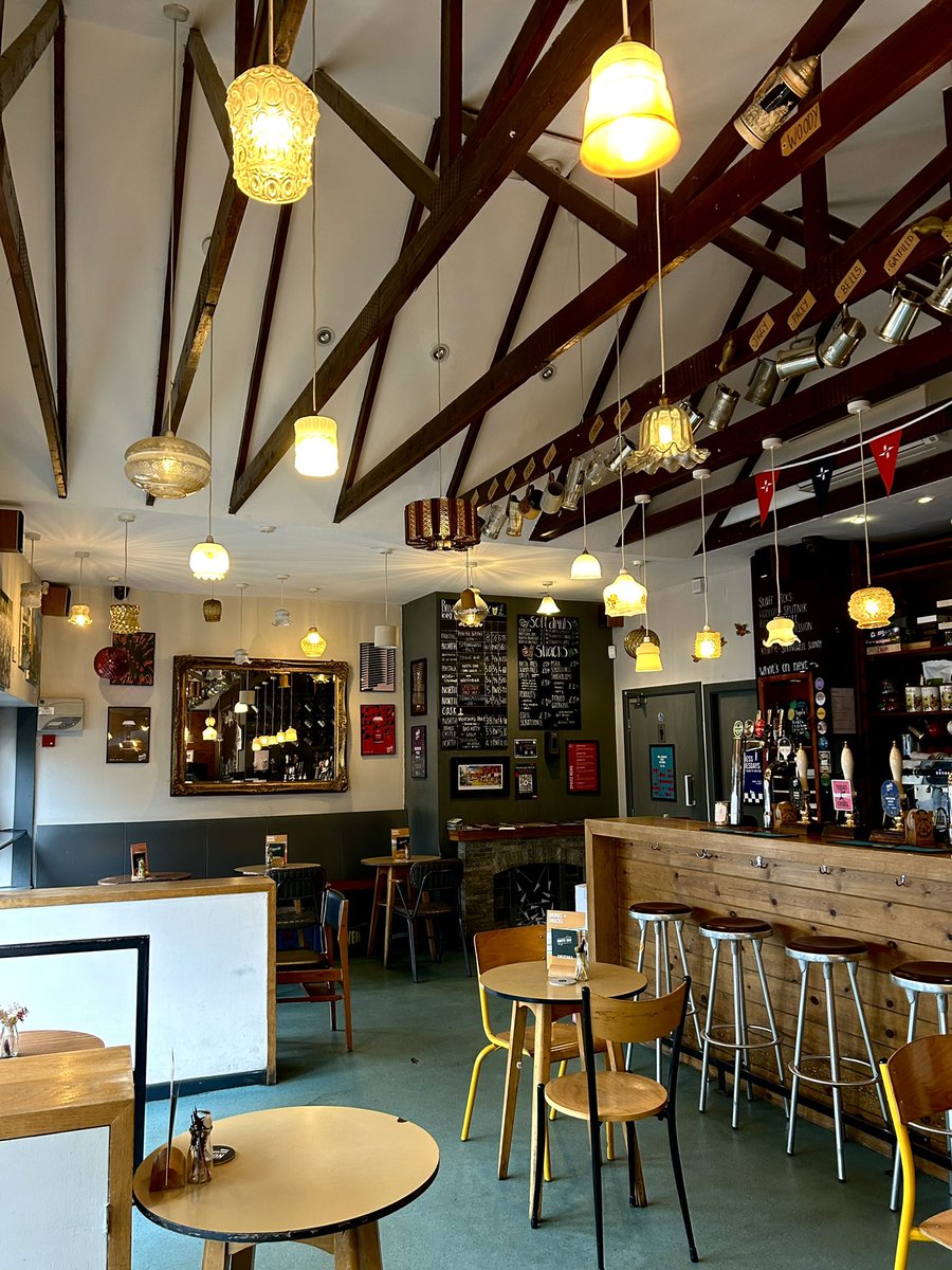 We're open 12-11 today! 🍺

Pop yourself out the cold and grab a couple drinks and wait away the rain! - Hot drinks available too!! ☕️

#alfred #meanwood #beer #coffee #cosy #northbrewingco