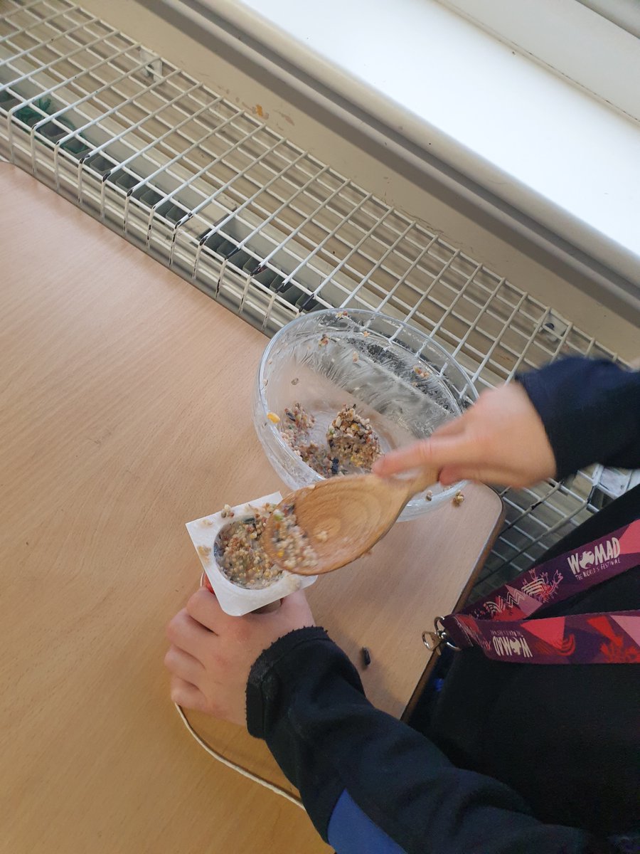 Whitchurch1's tweet photo. Year 2 were following instructions on how to make a bird feeder as part of an introduction to the unit of writing instructions #wpsliteracy #wpsscience https://t.co/GgHrgBFbIh
