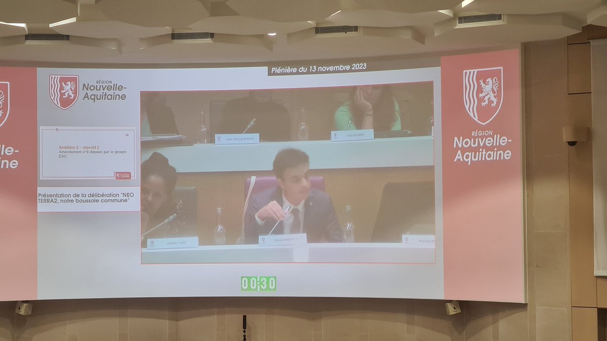 En séance plénière de @NvelleAquitaine, nous avons voté #Neoterra2, dans la nuit, après l'étude de 39 amendements.
Ce texte sera notre boussole pour réussir les transitions face à l'urgence climatique et l'urgence sociale.
🌱🧭
#Néoterra #environnement #transitionecologique