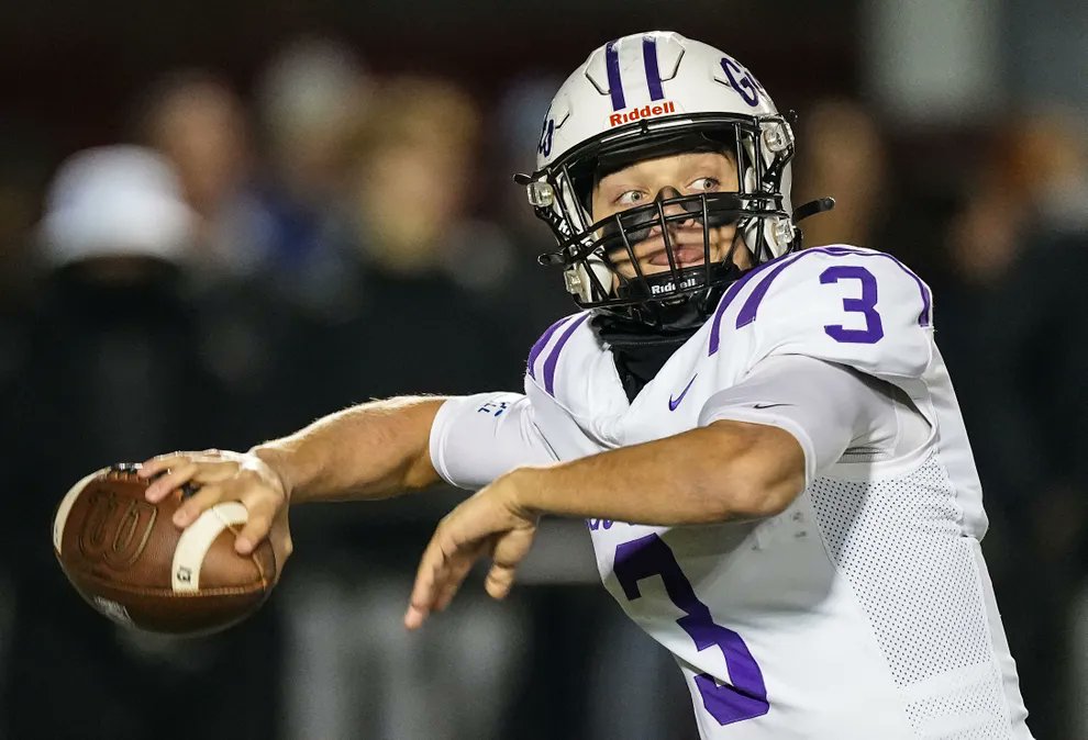 KyleNeddenriep's tweet photo. Just 12 games remaining. Ranking the high school football semistate games around the state this weekend from No. 12 to No. 1. https://t.co/mCGwfJaCpq https://t.co/T59ahWm7WR