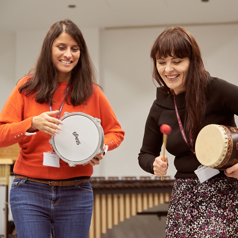 You don’t need to be classically trained or able to read music to study with us to become a music therapist

What's more important? Having a good ear and being musically imaginative 🥁