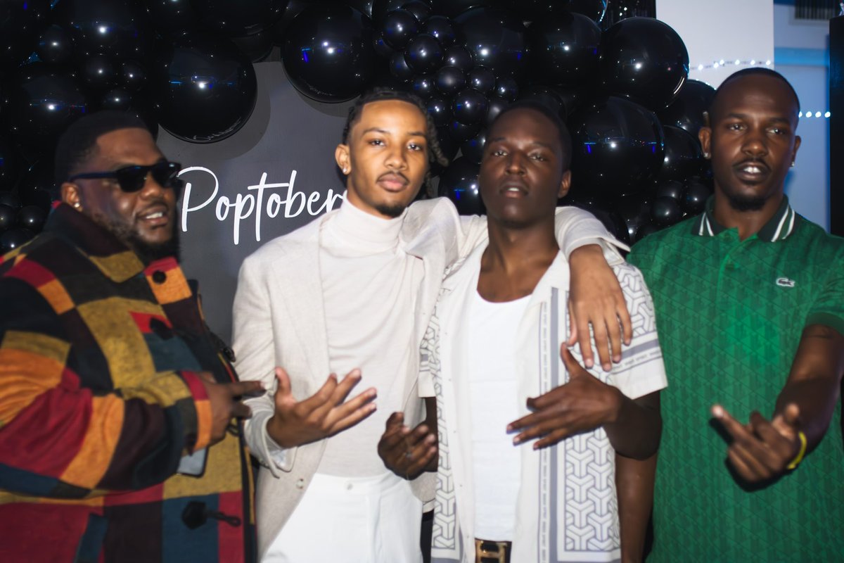 bread__10's tweet image. When they say 🔟, I’m good frl !! 🖖🏾