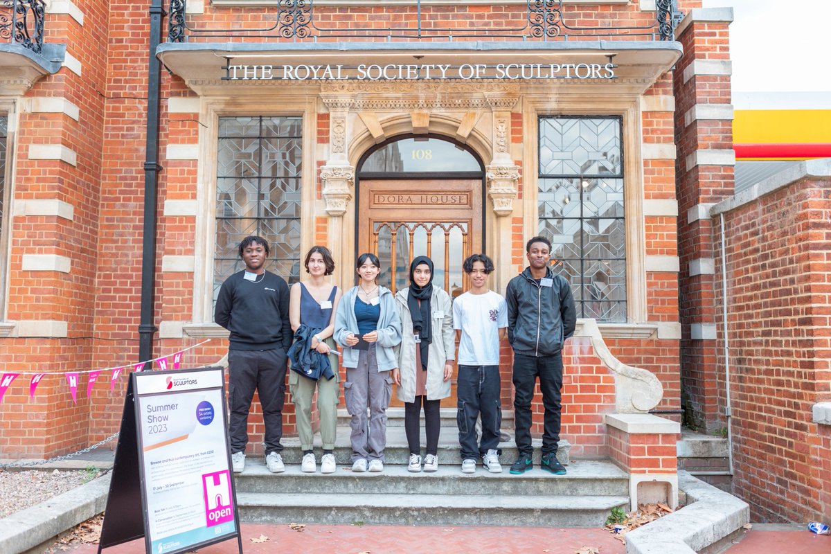 An interesting blog from our partners 4DHeritage 4dheritage.com/post/creating-…… This National Lottery Heritage funded work experience project addressed major issues affecting young people today #OpeningDoors #heritage #digitalheritage #workexperience #digitalstorytelling #creativity