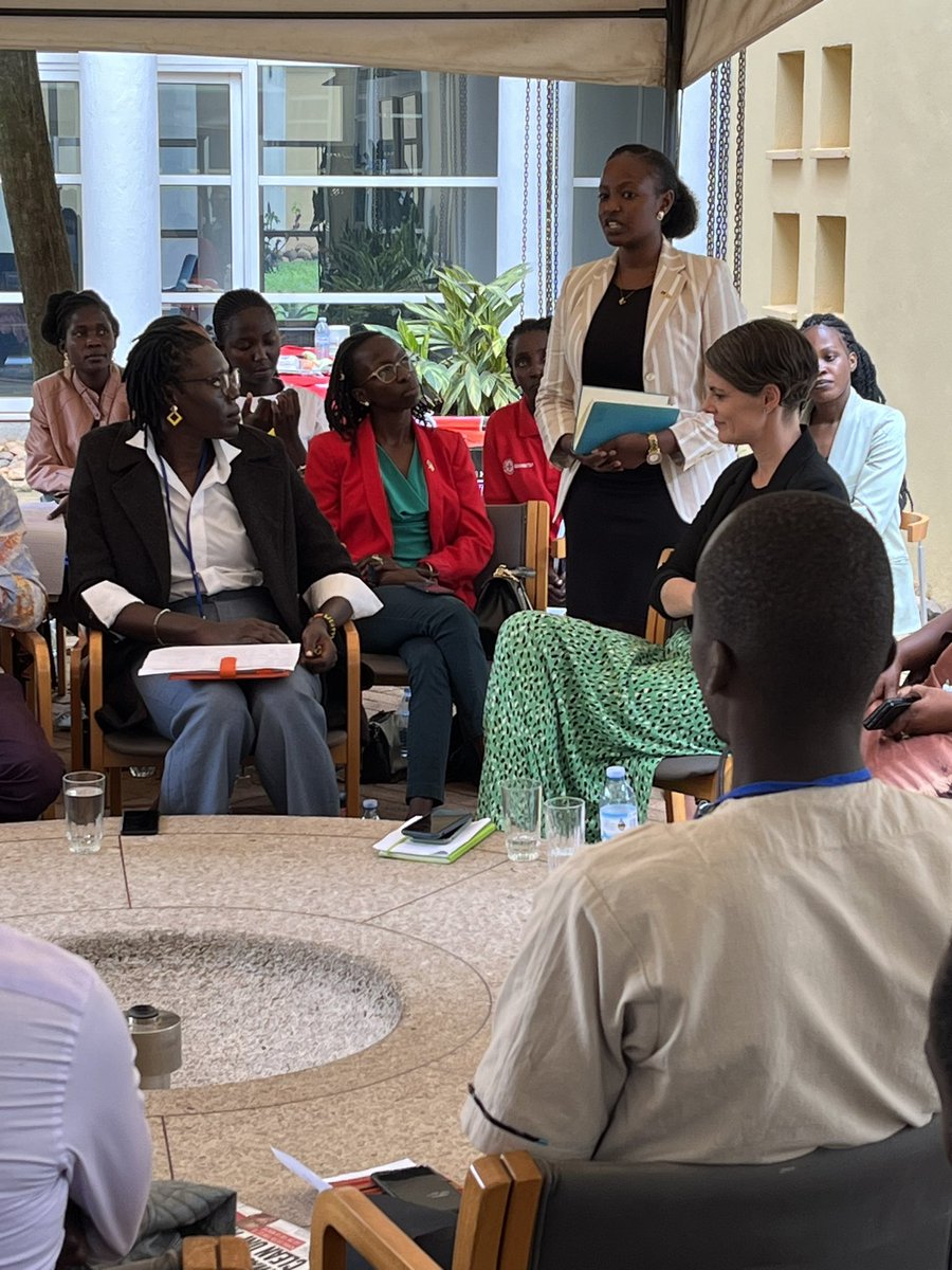 “We are ready and willing to come and meet and contribute to policy and decision-making!” That is one of the messages from the 🇩🇰 and 🇪🇺Youth Sounding Boards after today’s meeting 💡✍️ @DKinUganda remains comitted to work with, by and for youth in Uganda!🇺🇬