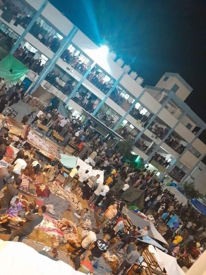 Imagine that you live there without food, water,or even a clean place to sleep 
There are thousands of Gazans people have to live in a harsh conditions after they lost their homes 
Please donate to help us supply them with their basic needs via the link
gogetfunding.com/emergency-reli…