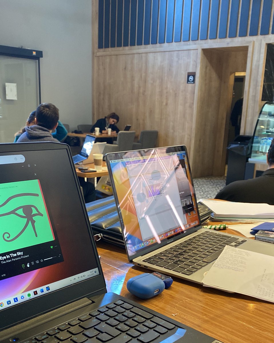 Thkda okuyan arkadaşımı sabah 9da kaldırıp eryamandan odtüye getirdim o ders çalışıyor ben müzik dinliyorum