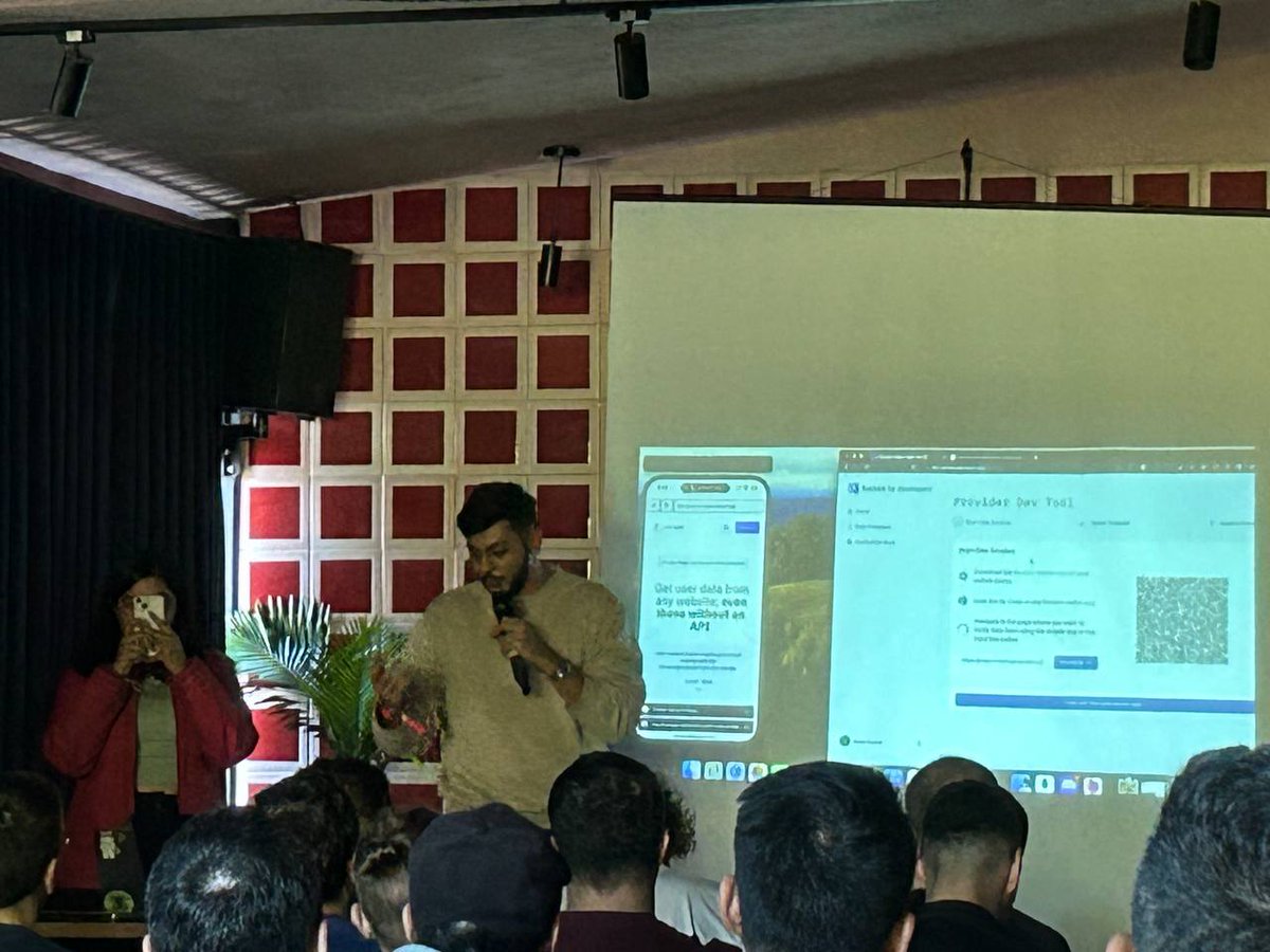 Learning a bunch from @protocolreclaim at #ETHIstanbul