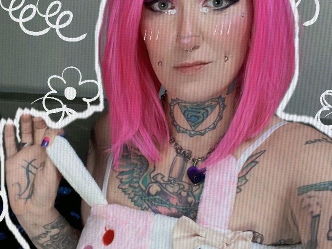 Just finished a pay-per-minute #Skype show on SkyPrivate! You can call me too for a sexy private show<a href="/tag/skype"class="tags">#Skype</a>