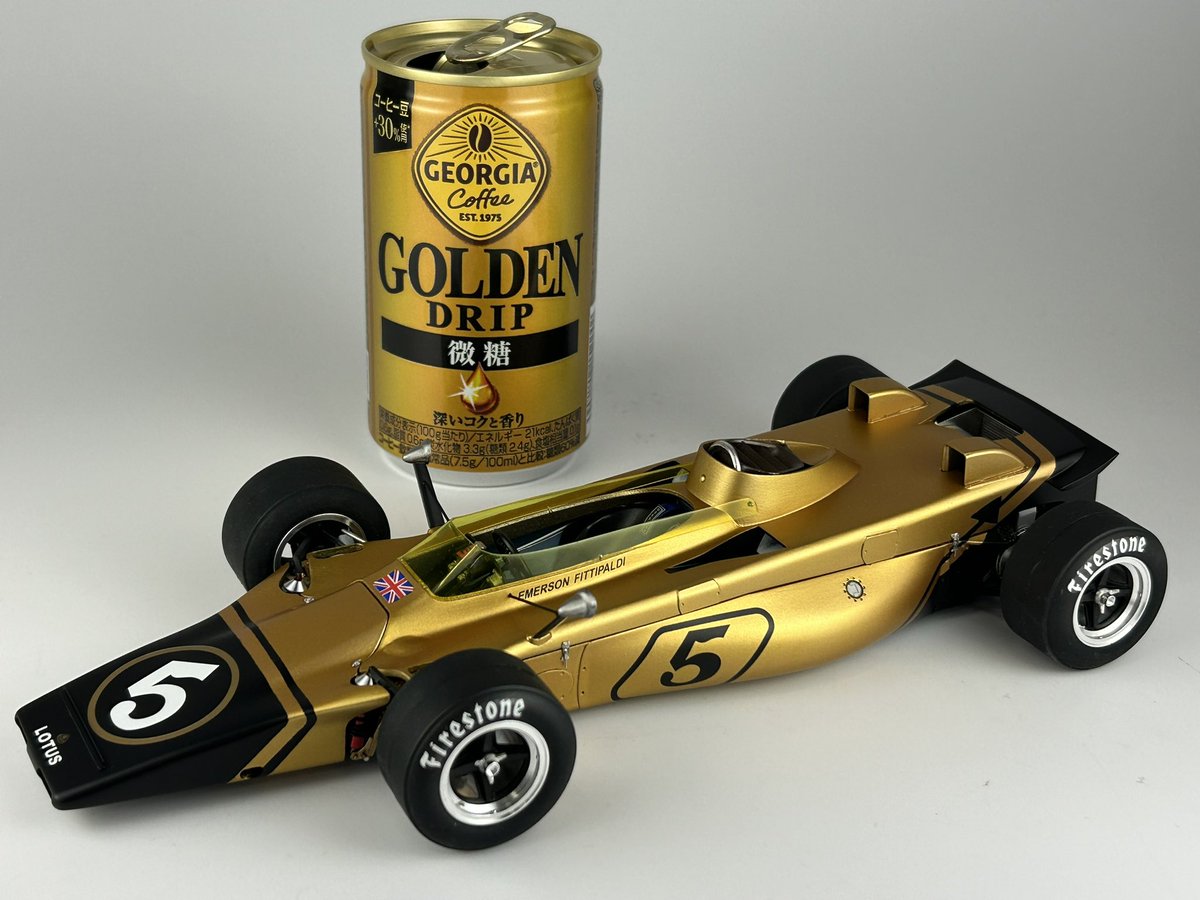 modeler_takuya's tweet photo. 〜Lotus 56B〜
ようやく完成しました😉
テカテカでなくセミグロスのフッ素入りでフィニッシュ❗️
いい雰囲気でなかろうか😏
ちなみに私はコーヒー缶にしか見えん😆
#カーモデル #ロータス56b #モデルファクトリーヒロ #ホビースペース36 #mfh #lotus56b #hobbyspace36 #ModelFactoryHiro https://t.co/bznzgFojcp