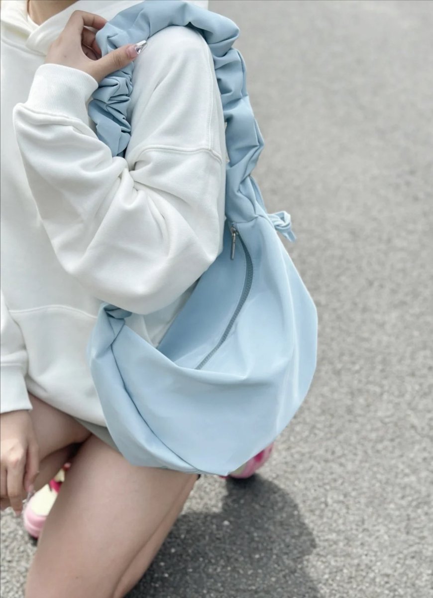 puddingfashion's tweet photo. อานุภาพความน่ารักระดับ 8 ริกเตอร์ ต้องรุ่นนี้จาก Pumpkin Studio เลยทุกคน ที่ปังอีกขั้นคือใส่ไอแพดได้ หนังสวยขึ้นเงา ให้ฟีล carlyn สุด เดือนที่แล้วขายพันกว่า แต่ตอนนี้ลดโหดมาก เหลือเพียงสองร้อยกว่าเองอ่ะ❗ https://t.co/pUJkUAC7C8