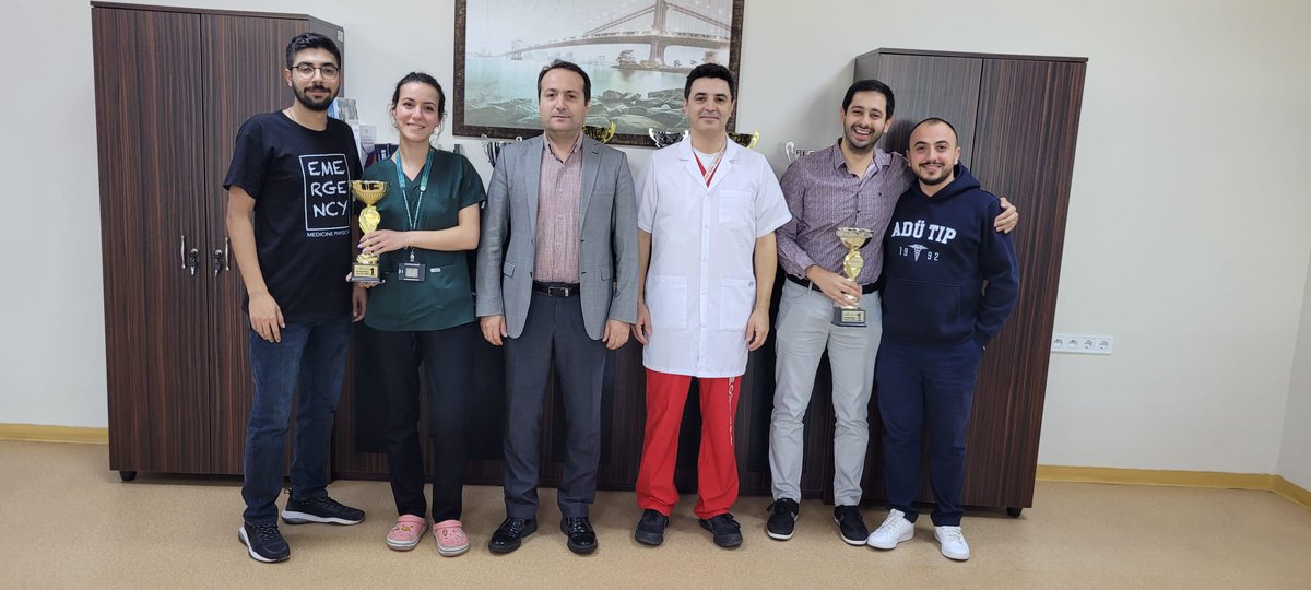 EurAsian Congress on Emergency Medicine’nde (EACEM) 2022 ve 2023 yıllarında düzenlenen SONOGAMES yarışmasında üst üste 1. olan Acil Tıp AD asistanları Dr.Şevval AYAN, Dr.Muhammed Hamdi UYAR, Dr. Doğukan KAYAÖZ ve Dr.Onur Cem BÜYÜKTAŞ’ı tebrik eder, başarılarının devamını dileriz.