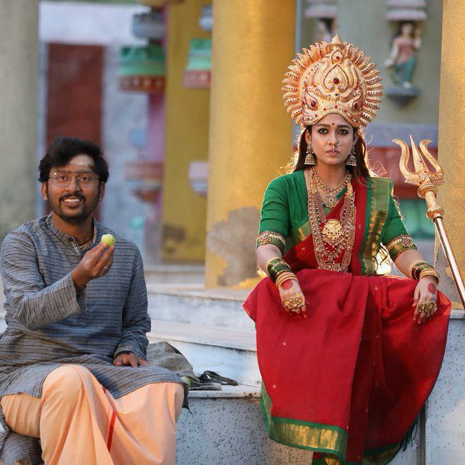 Nayan_Universal's tweet photo. Keep clam and just believe in mookuthi Amman 🙏🏻 #3yearsofmookuthiamman 

#ColourGradingatKnackstudios 
@dineshkrishnanb 
@prasathcolors 

 @VelsFilmIntl @RJ_Balaji #NJSaravanan 
@NayantharaU @disneyplusHSTam 

#mookuthiamman #RjBalaji #nayanthara https://t.co/RSUxGkItwO
