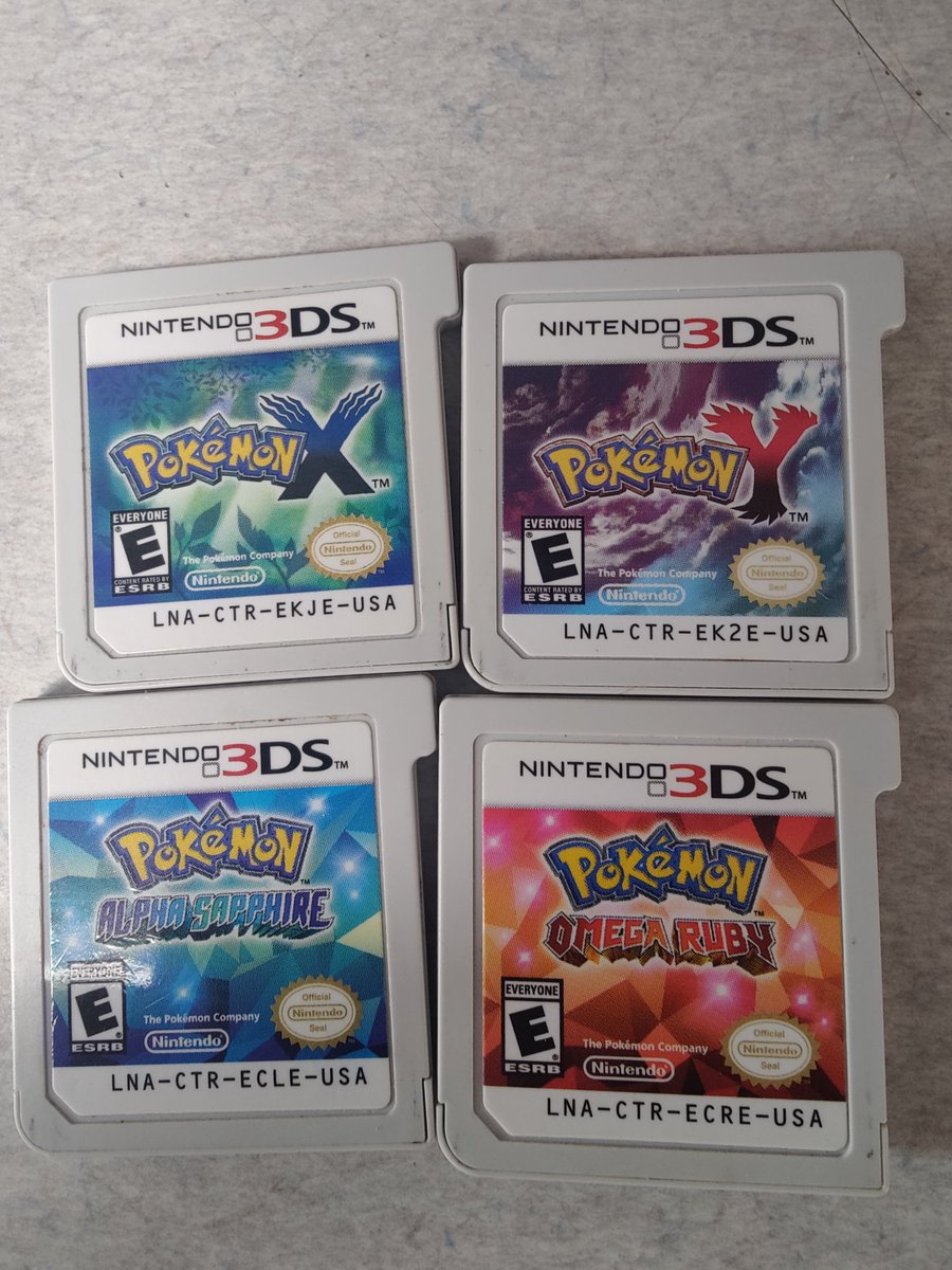 PaxGermania1918's tweet photo. I finished a Gen 5 playthrough in September and with XY turning 10 I figured I would try and give this Gen another go. It's been since 2015 that I played Alpha Sapphire and wasn't feeling it along with my playthrough of X. Biases aside, I'll attempt it again. #Generation6 https://t.co/7ioXH728fg