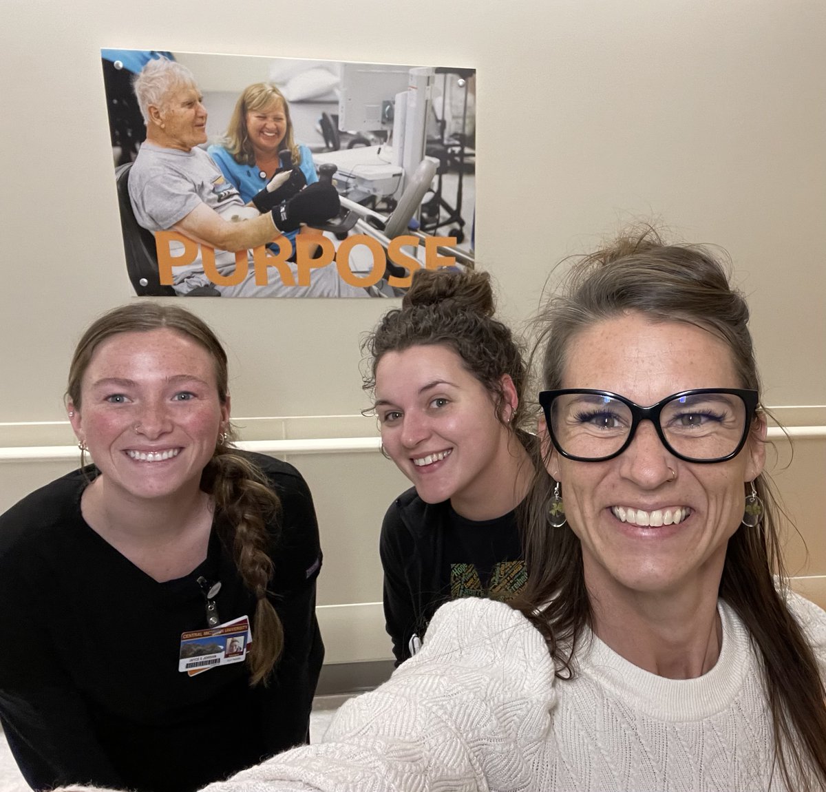 On Dr. Redman-Wheeler’s intern visit to Mary Free Bed at Covenant to see Jayce Jordan, she also got to see her supervisor Carlie Provow. Carlie was an intern when LeAnn started in the RPL Department in 2017! FUTURES IN FINCH! 🔥👆❤️ @cmuniversity @cmuehs @cmualumni @MFBrehab