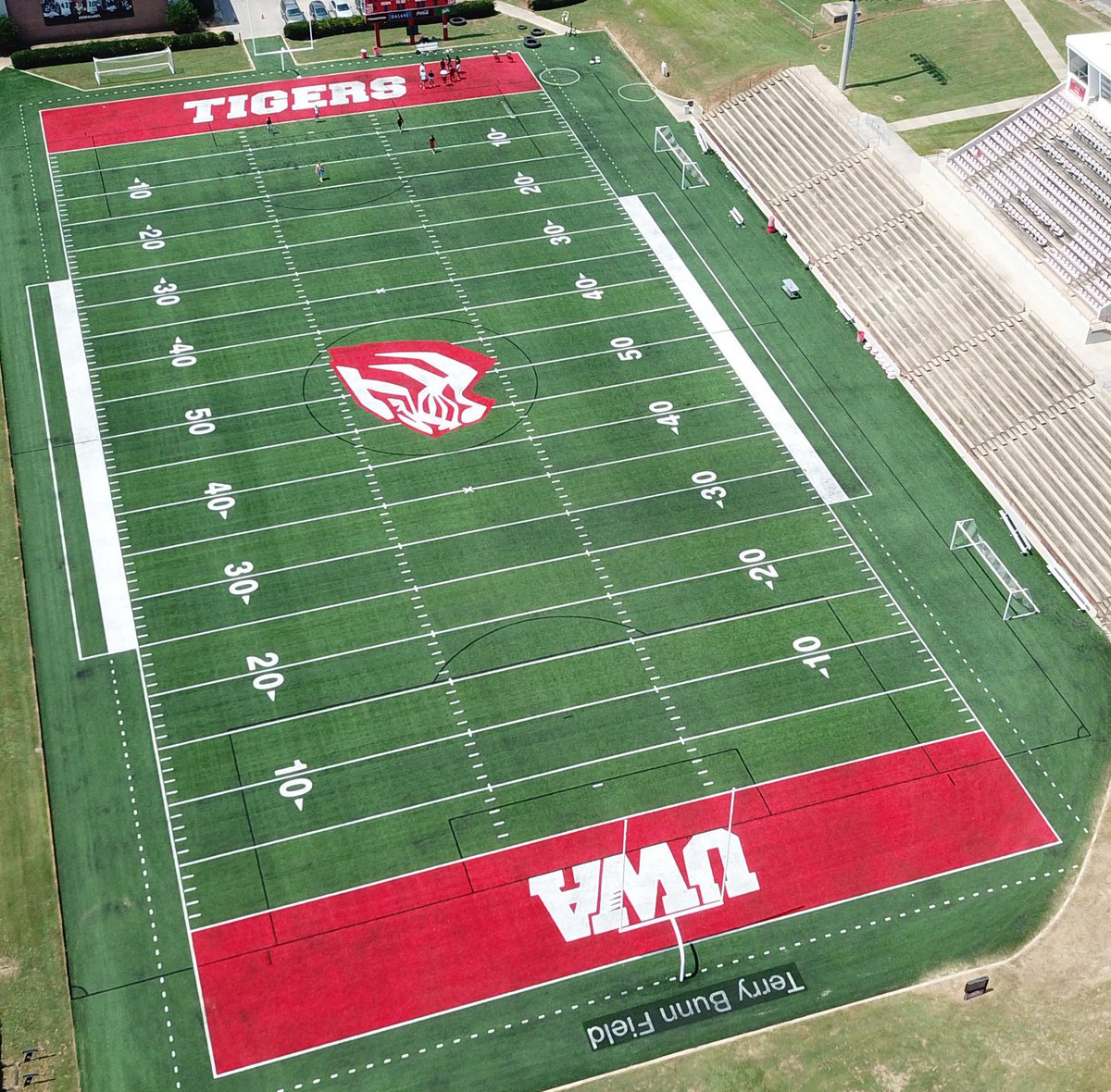 Houston Johnson tweet media