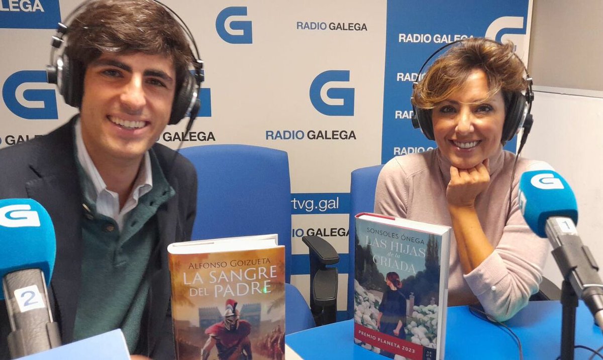 De literatura, de Galicia, de amor, de conquistas, das falsas críticas e ata de Let (aka Raíña Letizia). 

👉 Falamos da vida con <a href="/sonsolesonega/">Sonsoles Ónega</a>, premio Planeta, e <a href="/AlfonsoGoizueta/">Alfonso Goizueta</a>, finalista. crtvg.gal/rg/destacados/…