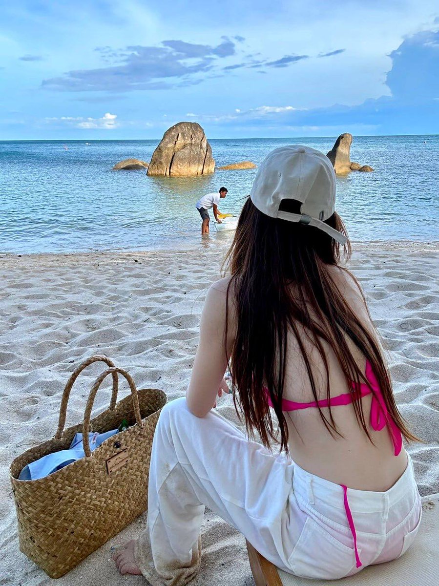 Only ⳿by ᱸenduring ﾠthe ⳿hardships ​that ﾠothers ᱸcannot bear, ᠎enduring ‍the  anger ﾠthat ﾠothers cannot bear, ﾞand ⬝paying ​more ⬝than ‍others ﾠwill you ᠎enjoy ᠍more than ᱸothers.