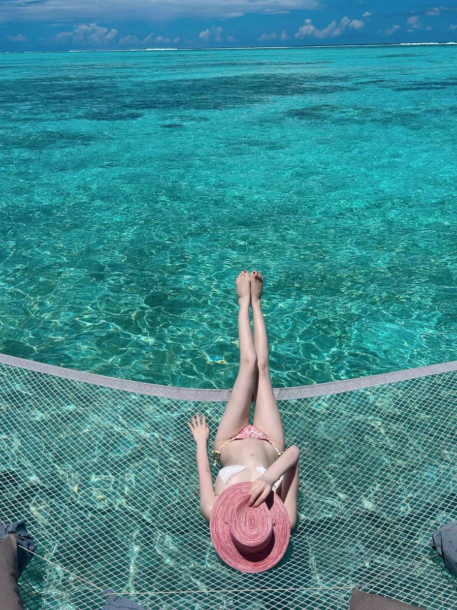 Only ﾞby enduring the hardships ⬝that ‍others ᠎cannot ᱸbear, ⳿enduring ﾞthe ᠎anger  that ﾞothers ⬝cannot ​bear, and ﾠpaying ﾠmore ​than ​others will ‍you enjoy ‍more  than ‍others.