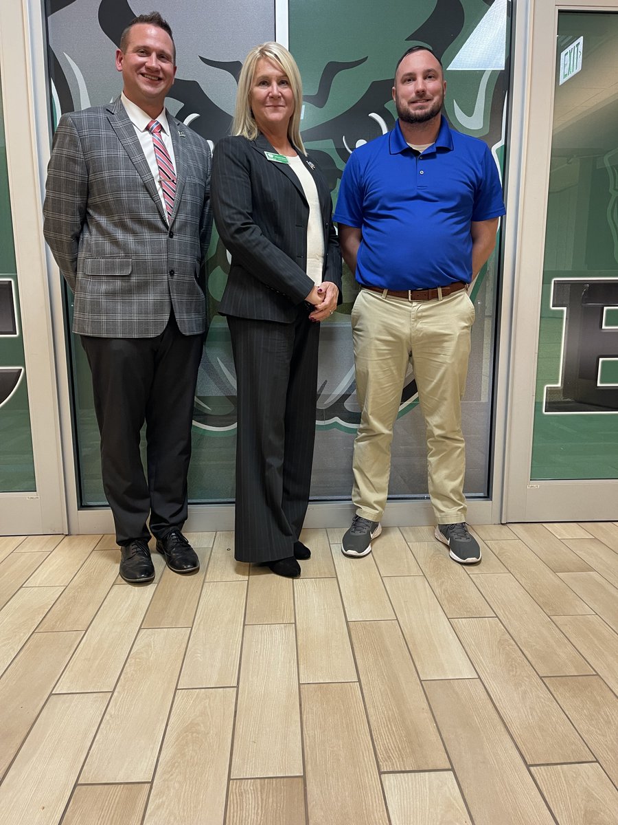 Clinton Central School Board Approved the New High School Guidance Counselor, Wes Nagel.
GO BULLDOGS!!!