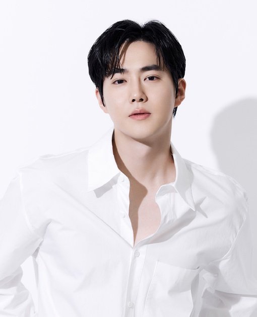 SUHO is nominated in Asia Artist Awards (AAA) "Japan Popularity Award" under Actor category! 🥳

Voting will be through this website:
🔗 aaa-fanvote.com/vote-actor/

#Suho #수호 #준면 #スホ #金俊勉
