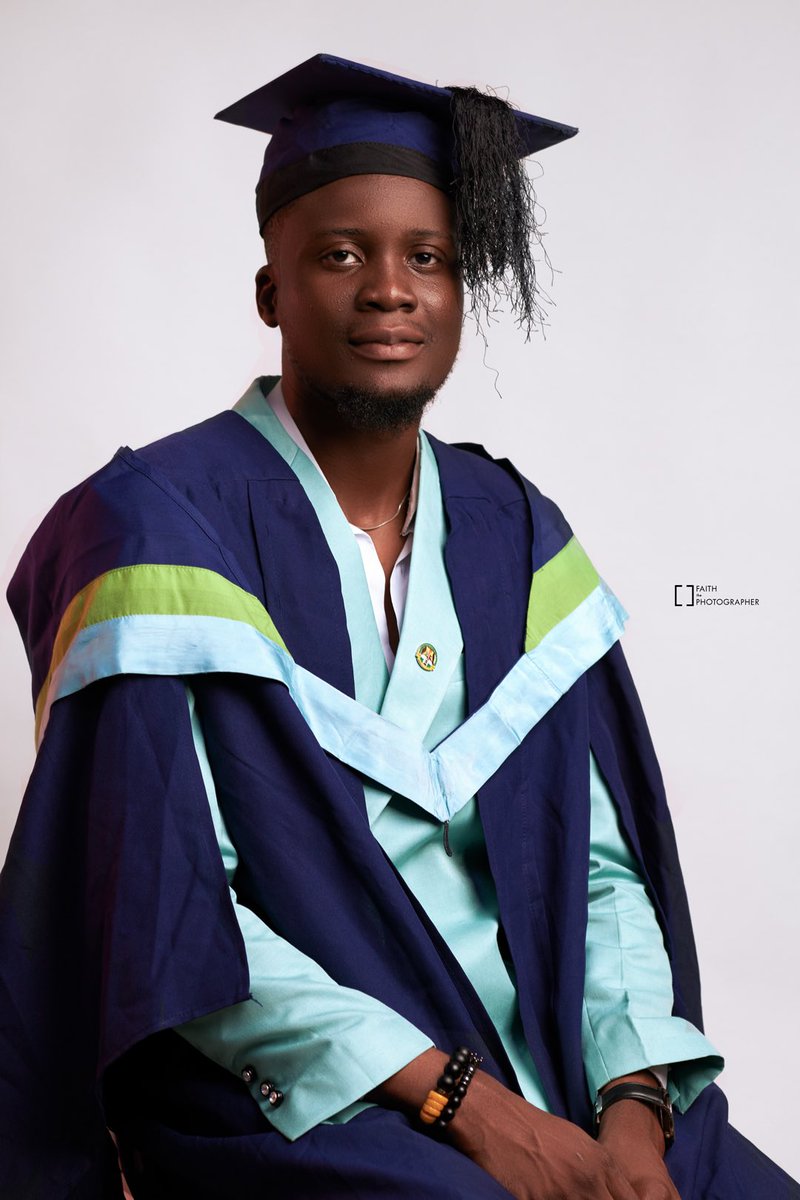 This time last year, I had to go offline because I couldn’t bear family and friends asking why my class wasn’t graduating when we were meant to. Glory to God, Our testimony is complete. 
I AM A GRADUATE 🥳🥳
B.MLS (Hons) University of Ibadan ✨✨