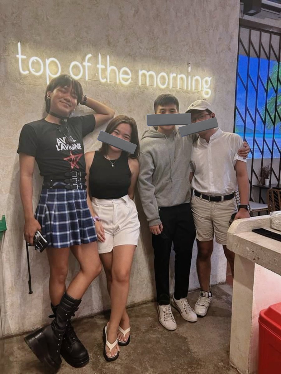 Tiger_POZ's tweet photo. Sawang sawa na ko sa mga pagmumukha niyo. EME HAHAHA! Push natin last day to review tomorrow!!! Sakto habang kasama pa si Maam to guide us haha! 🥰

#ProgressiveDay https://t.co/3ZYEpIzSaT