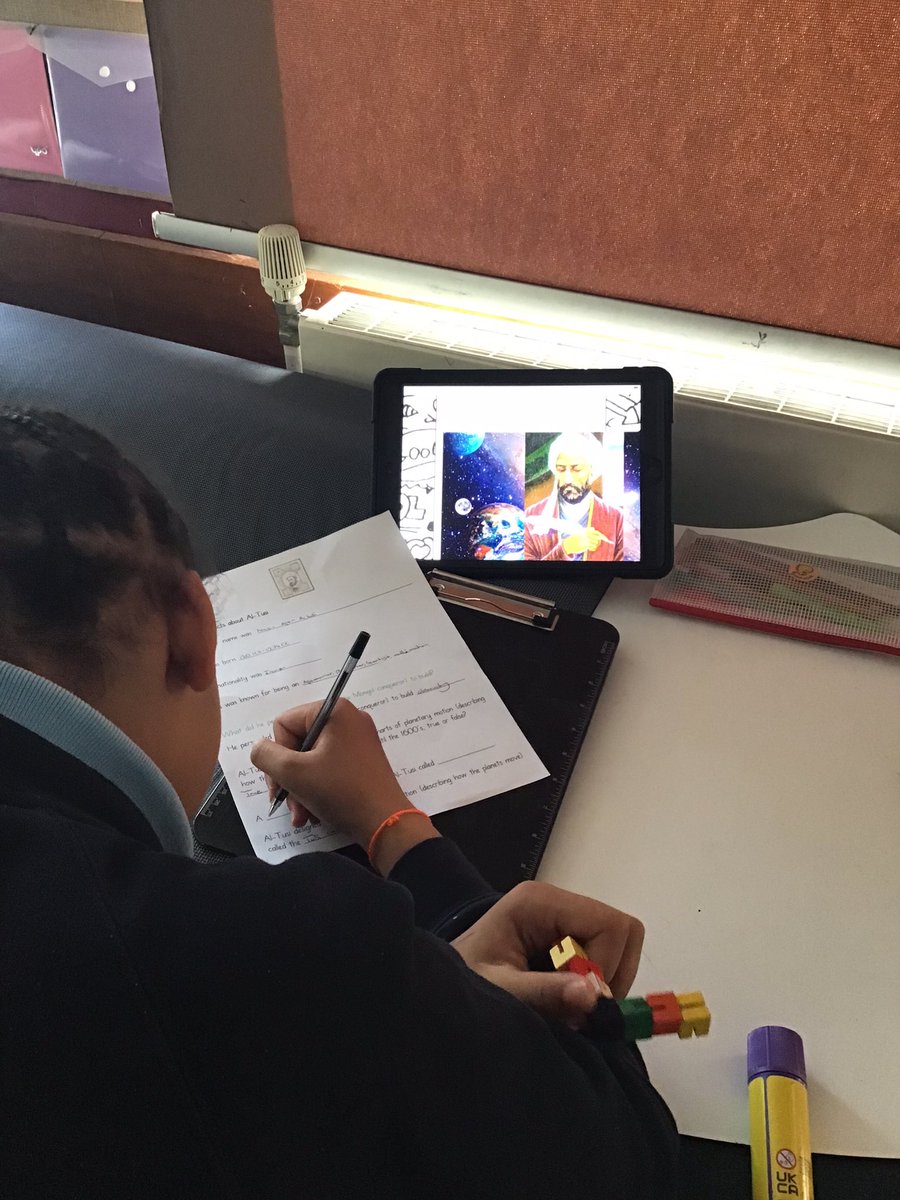 The class are collaborating just like the scholars in the House Of Wisdom in the Golden Age of Islam this afternoon. We are researching the great astronomer, mathematician, scientist and philosopher Nasir al-Din al-Tusi 🌍🔭☪️